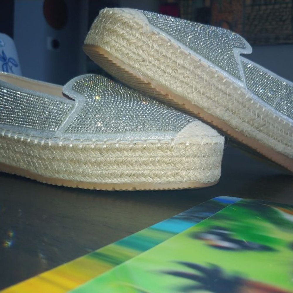 BRAND NEW SPARKLY SHOES